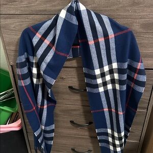 Men’s Navy and Red Checkered Scarf